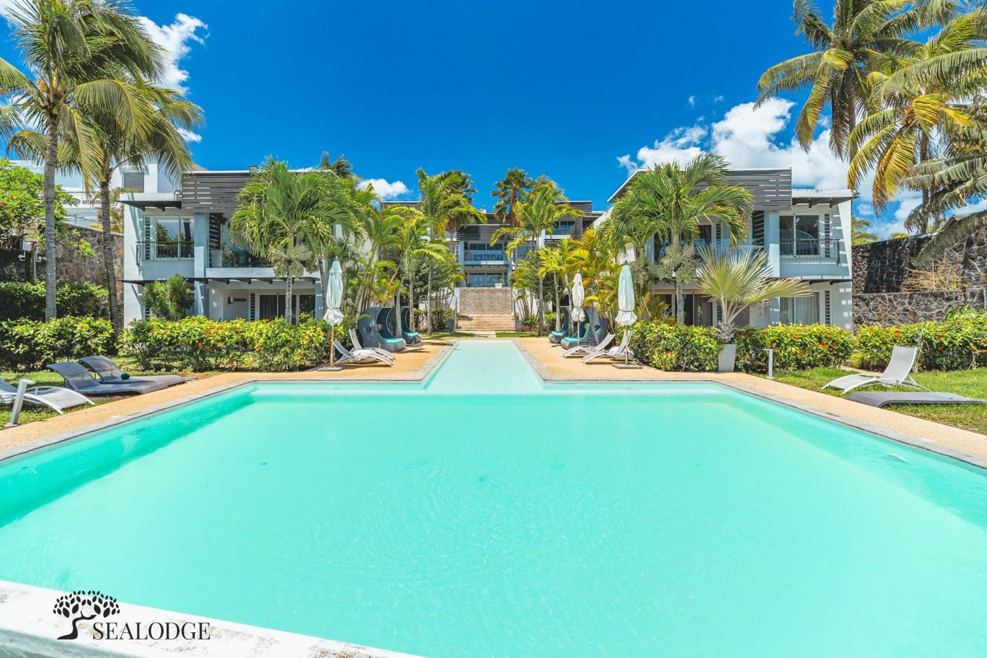 Kanope Bay - Holiday Beachfront Apartments Pointe aux Biches Ngoại thất bức ảnh