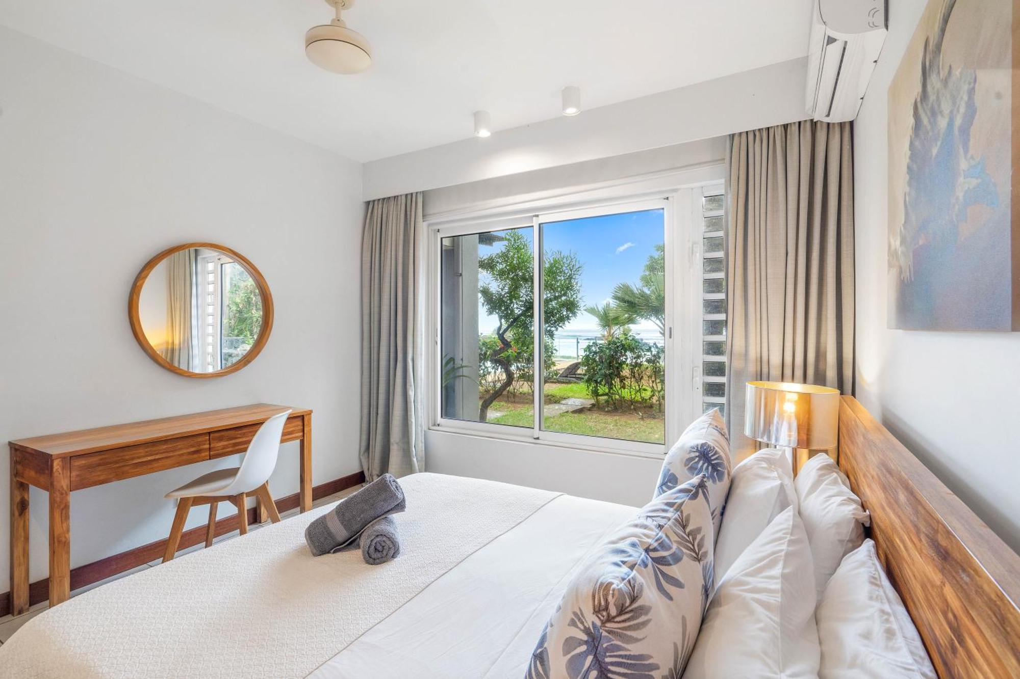 Kanope Bay - Holiday Beachfront Apartments Pointe aux Biches Ngoại thất bức ảnh